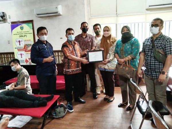 Bantu PMI Tambah Stok Darah, Dewan Pengurus KORPRI Pemprov Sumut Safari Donor Darah